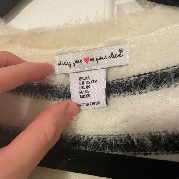 COZY STRIPED CARDIGAN - Picture 2 of 3